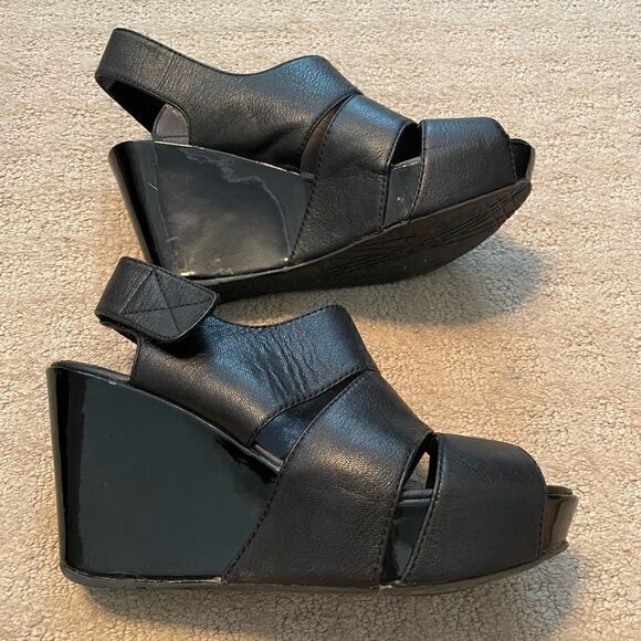 Womens Kenneth Cole black leather heel - Picture 1 of 2